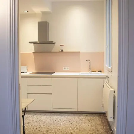 Apartment Ideal Couple - Coeur Historique De - Spacieux - Wifi